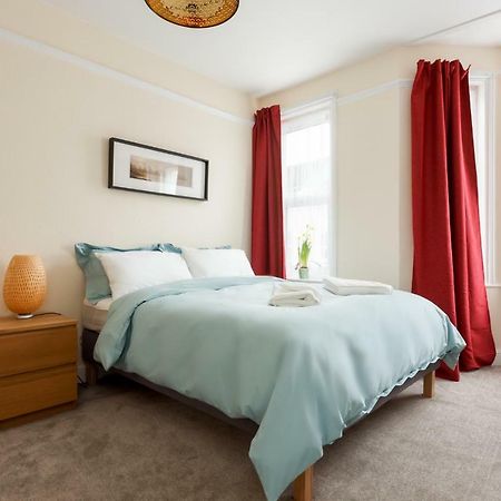 Stylish Town Centre Apartment Close To Beach And Shops Bournemouth Exteriör bild