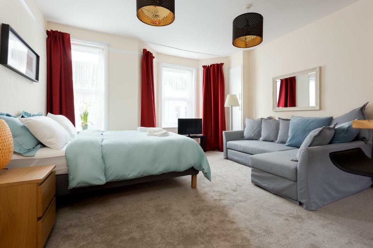Stylish Town Centre Apartment Close To Beach And Shops Bournemouth Exteriör bild